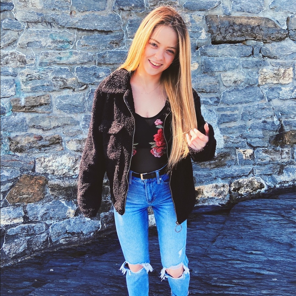 Meet your Posher, Mary